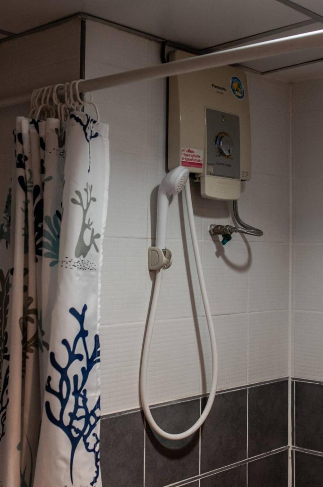 Cozy 1Br Walk To Bts And Airport Rail Link Close To Malls T Бангкок Екстер'єр фото